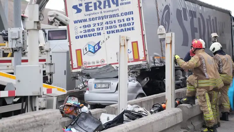 Bayram Tatilinde Trafikte Yaşanan Kayıplar: 72 Can Gitti