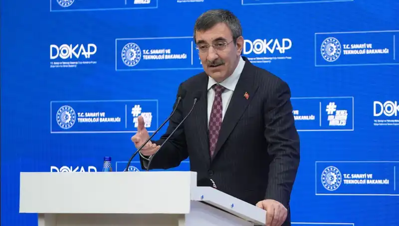 Cevdet Yılmaz'ın Ekonomi Mesajları: Enflasyonla Mücadelede Yeni Stratejiler