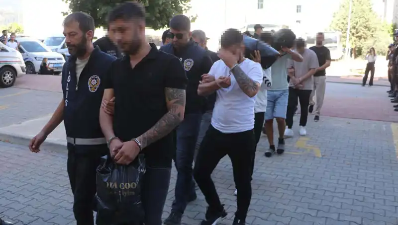 Sahte Eskort İlanlarıyla 12 Milyon Lira Dolandırıcılık Skandalı Ortaya Çıktı!