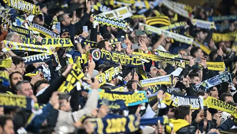 Fenerbahçe Kombineleri Açıklandı: 2023-2024 Sezonu Fiyatları ve Ayrıntılar