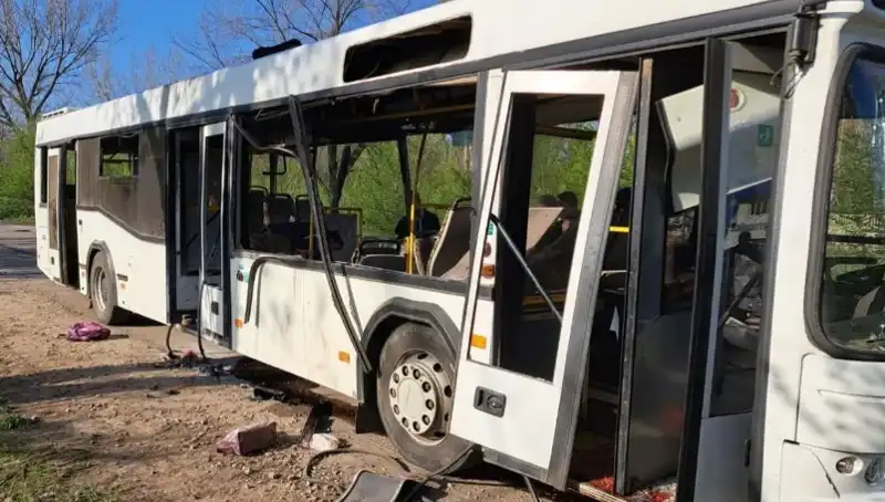 Rusya'nın Saldırısında Yüzlerce İşçi Hedef Alındı: 9 Kişi Hayatını Kaybetti