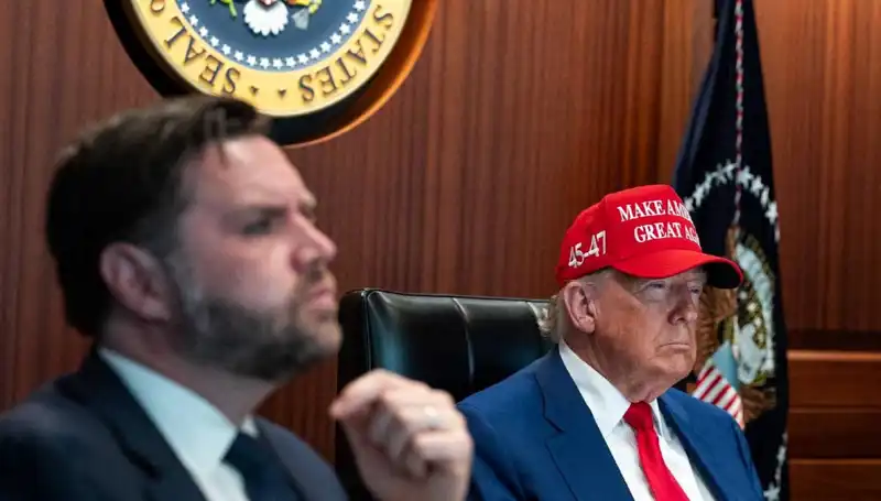 Trump’ın Azil Tasarısı: Kongre'den Şok Reddediliş