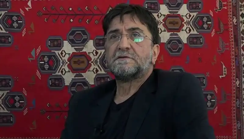 Nihat Genç'in Vefatı: Medya Dünyasında Bir Yıldız Kaydı