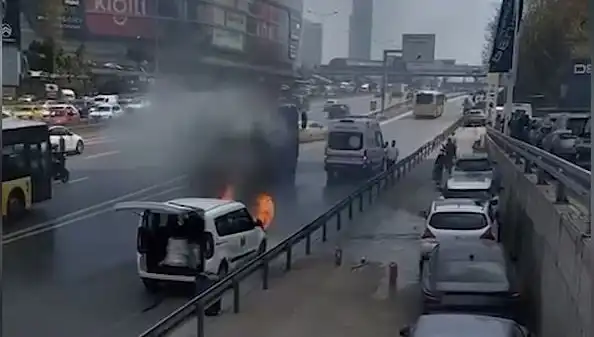 TOMA ile Yanan Araç Yangınına Zamanında Müdahale Şaşırttı!