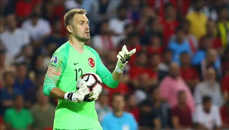 Mert Günok Futbolu Bırakma Yaşını Açıkladı: Hayranları Ne Düşünüyor?