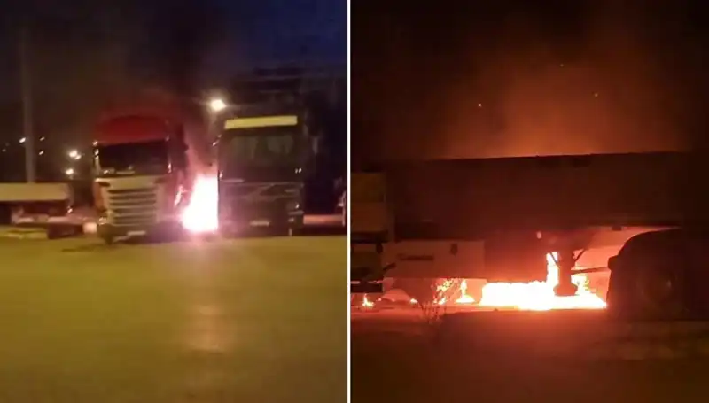 Park Halindeki Tırlara Gelen Korkunç Yangın Olayı Gözleri Üzerine Çekti