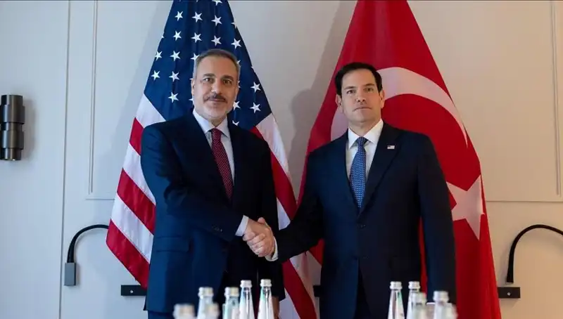 Dışişleri Bakanı Fidan, ABD'li Mevkidaşı Rubio ile Kritik Görüşme Gerçekleştirdi