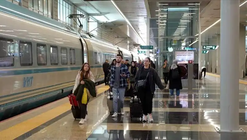YHT’lerde Ek Seferler: Yolculuk Keyfinizi Artırıyoruz!
