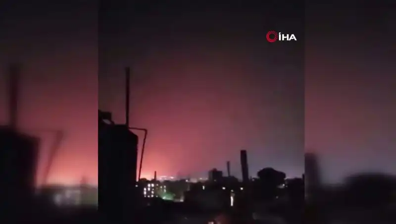 ABD, Yemen’in Başkenti Sana’yı Vurdu: Hayatını Kaybedenlerin Sayısı 12’ye Ulaştı