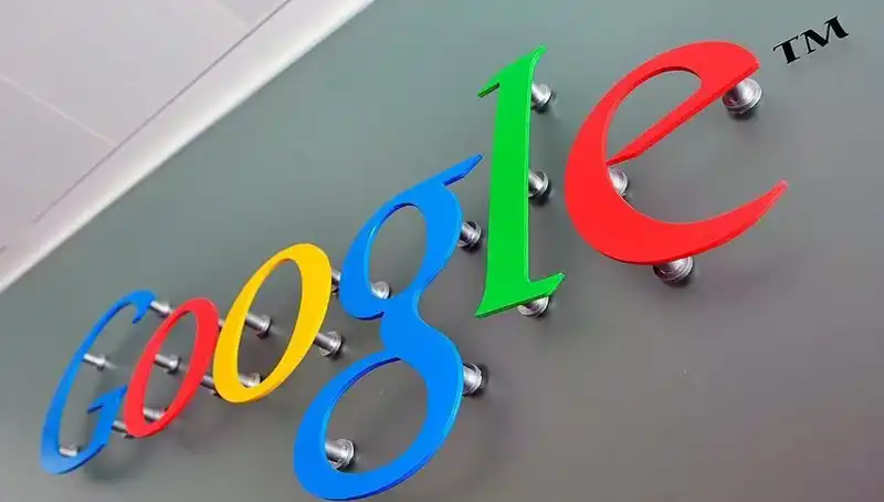 Google, Sesli Görüşmeleri Anlık Çeviri ile Dönüştürüyor