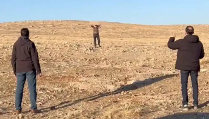 Jandarma ve MİT'ten Büyük Operasyon: Terör Örgütünün Sabotajcısı Teslim Oldu