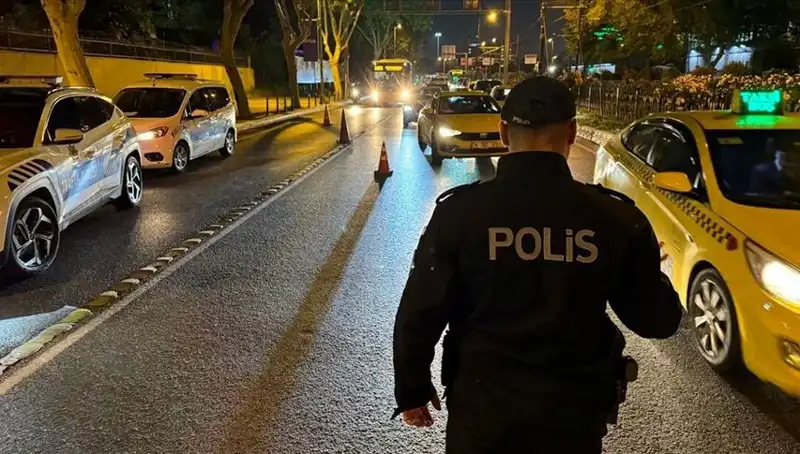Huzur İstanbul Operasyonu: Bin 5 Kişi Gözaltında, Neler Yaşandı?