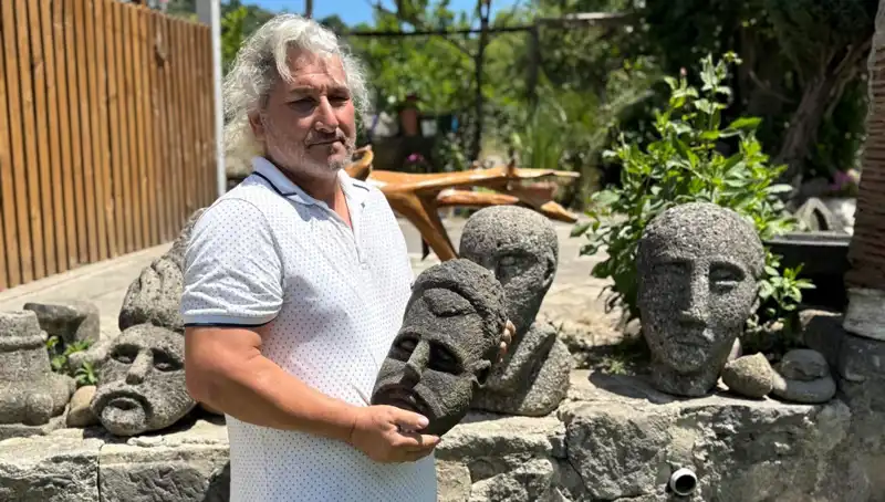 3 Günde Yapıyor, Tarihi Esere Benzeyen El Sanatları: Satmayı Düşünmüyor!