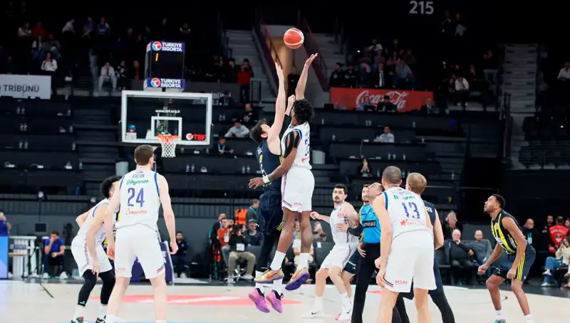 Euroleague Play-Off Heyecanı Başlıyor: Hangi Takımlar Ön Planda?